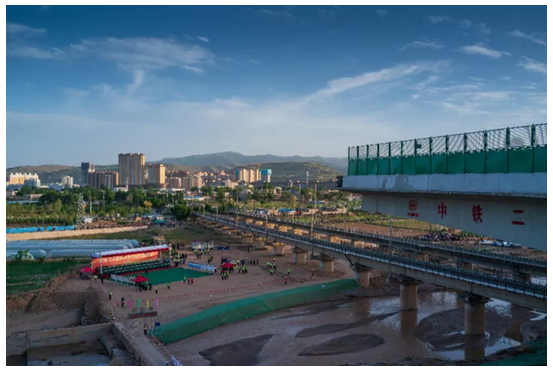 絲綢之路再現(xiàn)長虹，徠卡TS16助力渭河特大橋轉體合攏